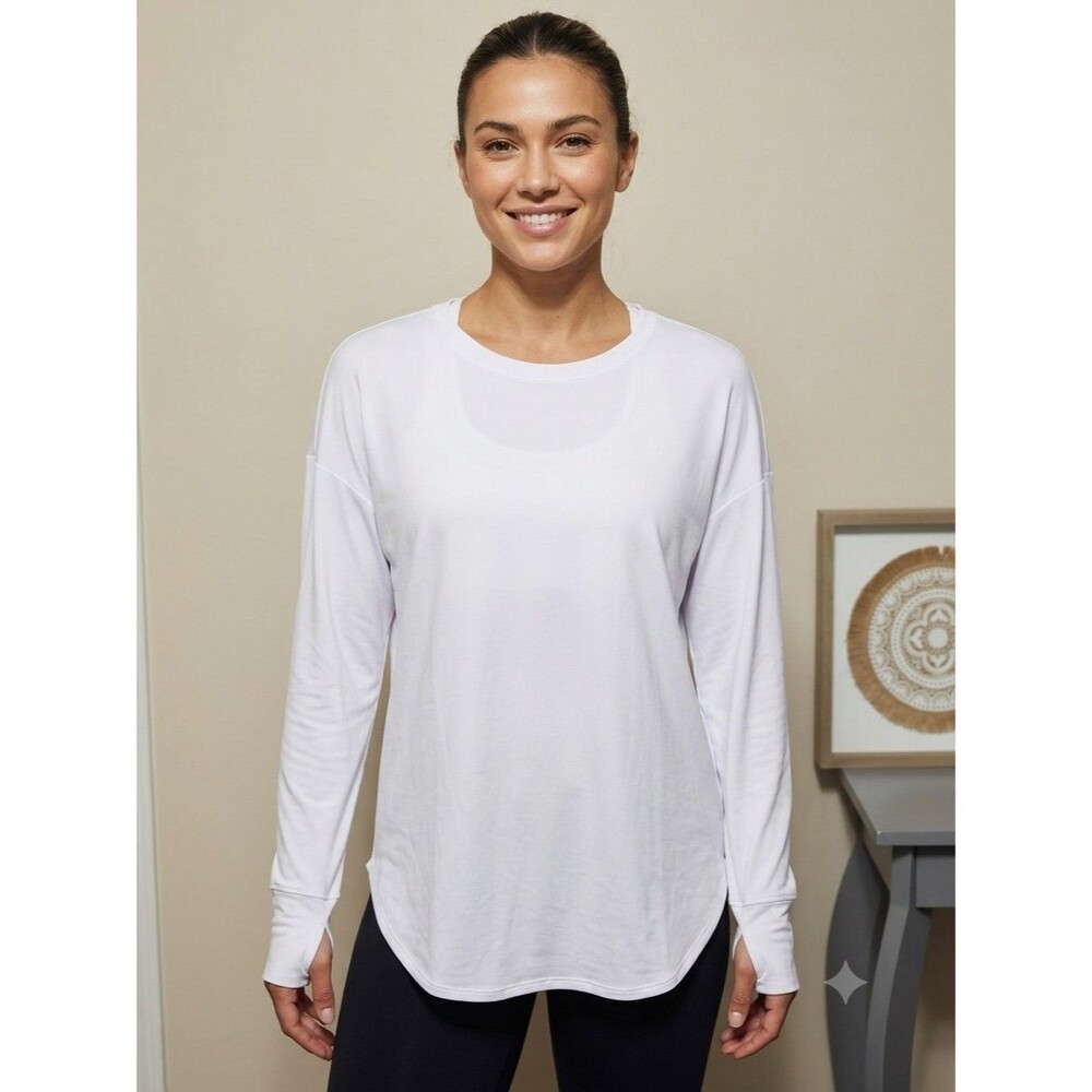 Fabletics White Crewneck Long Sleeve Workout Top - Women’s Medium